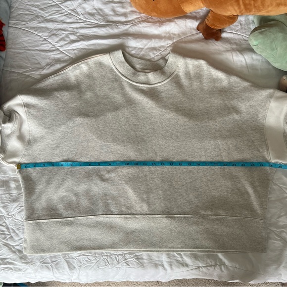 Abercrombie & Fitch Beige, Gray, and White Sweatshirt - Picture 6 of 7